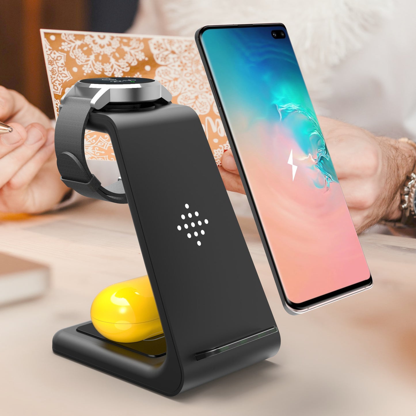 3-in-1 Fast Wireless Charging Station – The Ultimate Charging Solution