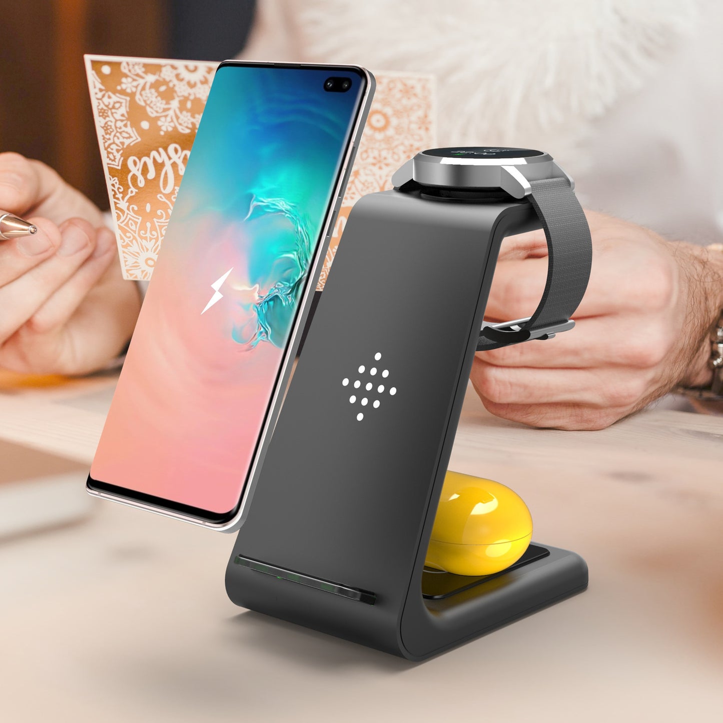 3-in-1 Fast Wireless Charging Station – The Ultimate Charging Solution